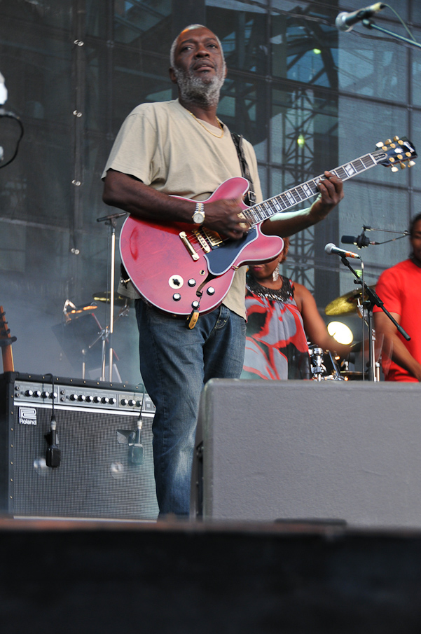 Fete de la Musique Evry 2009 - Kassav 241.jpg